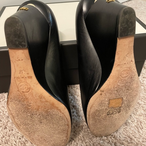 Chanel Calfskin Pearl Wedges - Picture 3 of 7